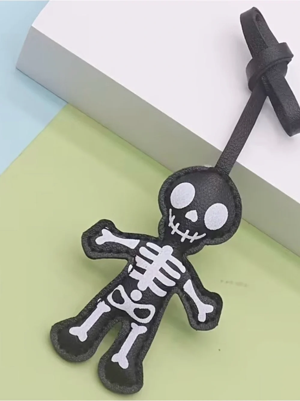 Black Skeleton Key Charm - Playful Gothic Accessory